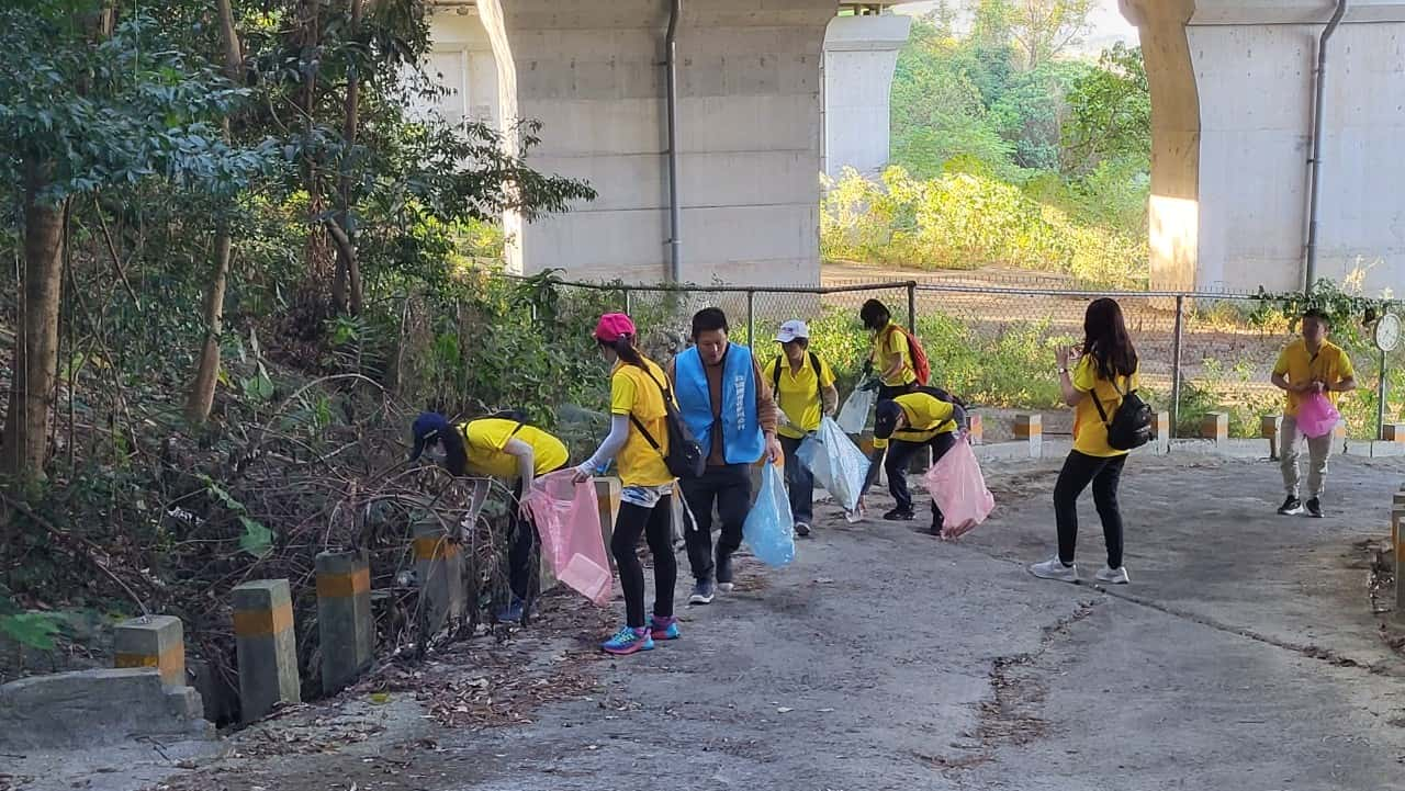 南投縣救國團號召青年返鄉 淨山打掃做公益（圖：救國團南投縣團委會 提供）