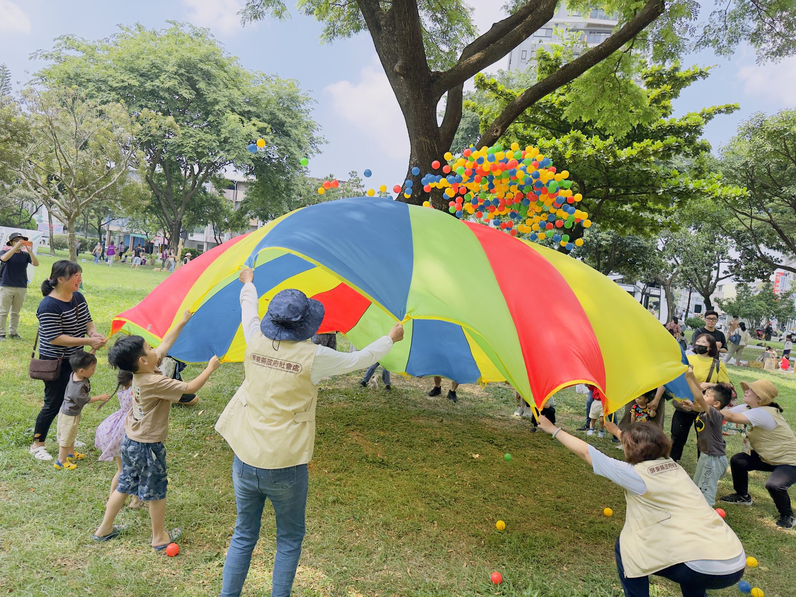 屏東創造遊戲城市 用鬆散媒材遍佈社區各角落（圖：屏東縣政府 提供）